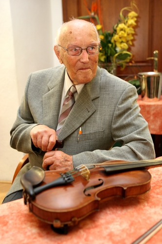 Držitel Ceny města Uherské Hradiště za rok 2012 - František Hamada.JPG